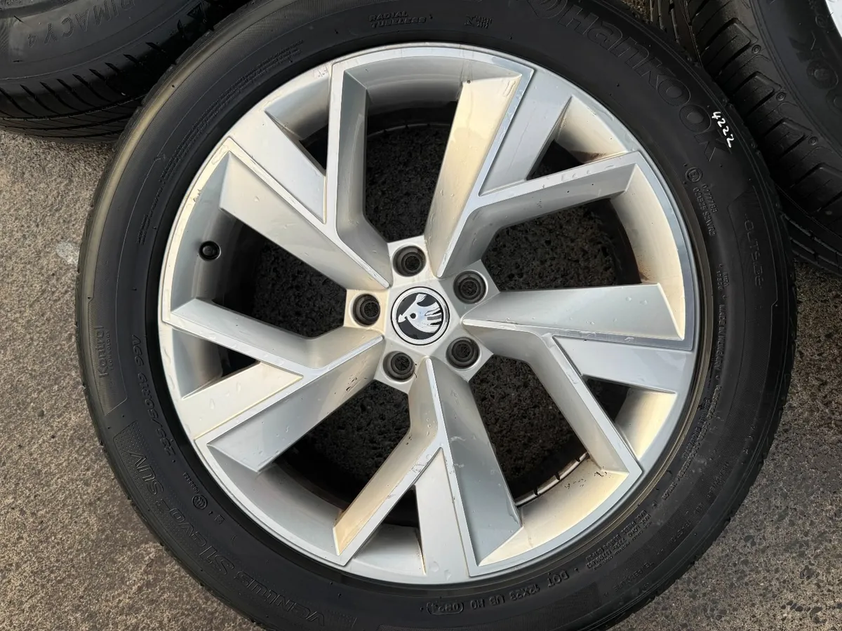 SKODA KODIAQ 2024 19" ALLOY WHEELS - Image 2