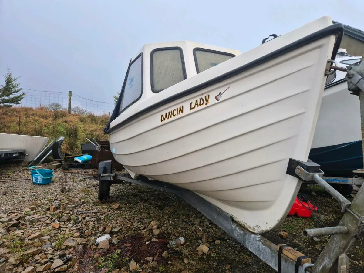 2 boats for sale + Engine - Image 1