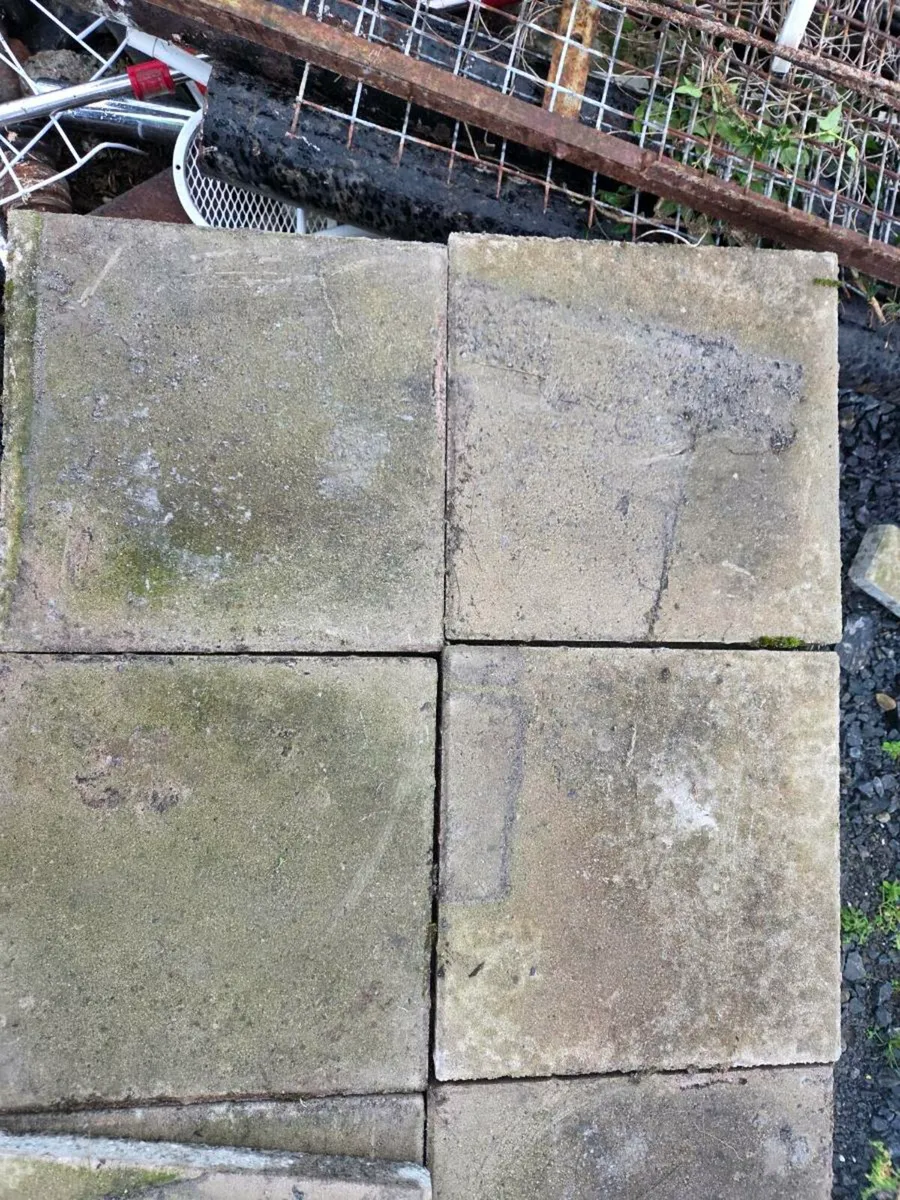 Second hand paving slabs - Image 1