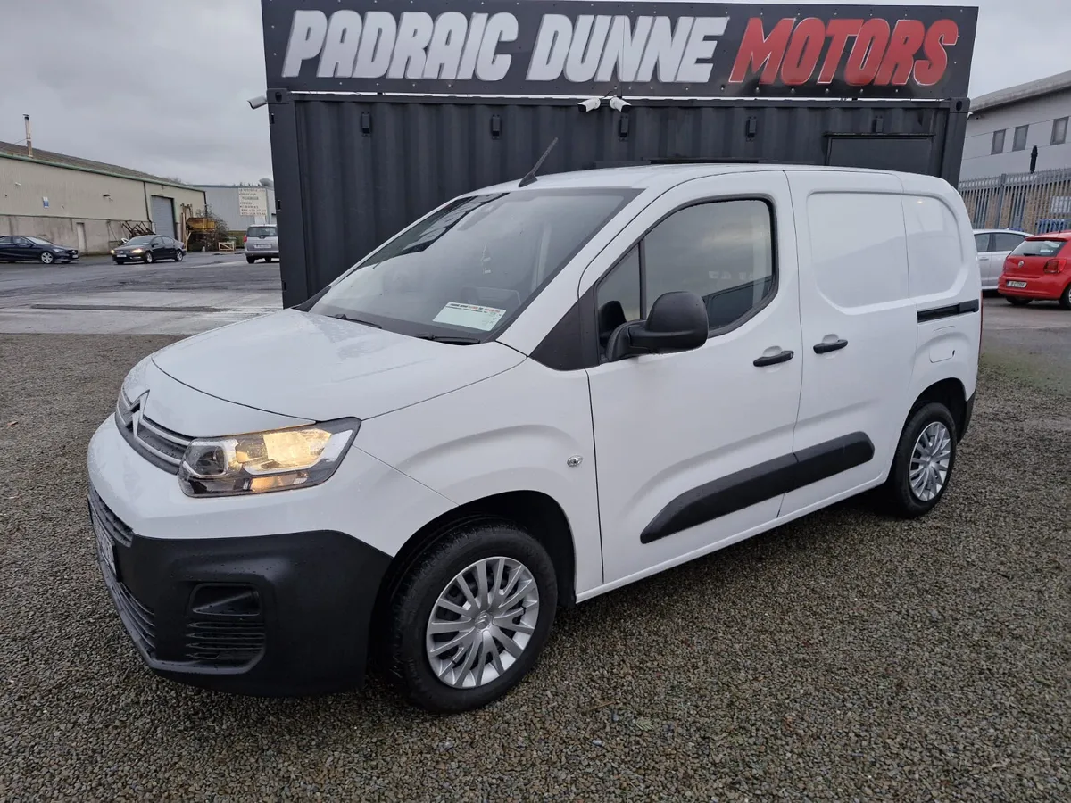 222 Citroen Berlingo High Spec - Image 1