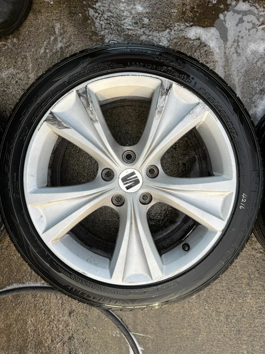 2023 SEAT LEON 17" ALLOY WHEELS - Image 4