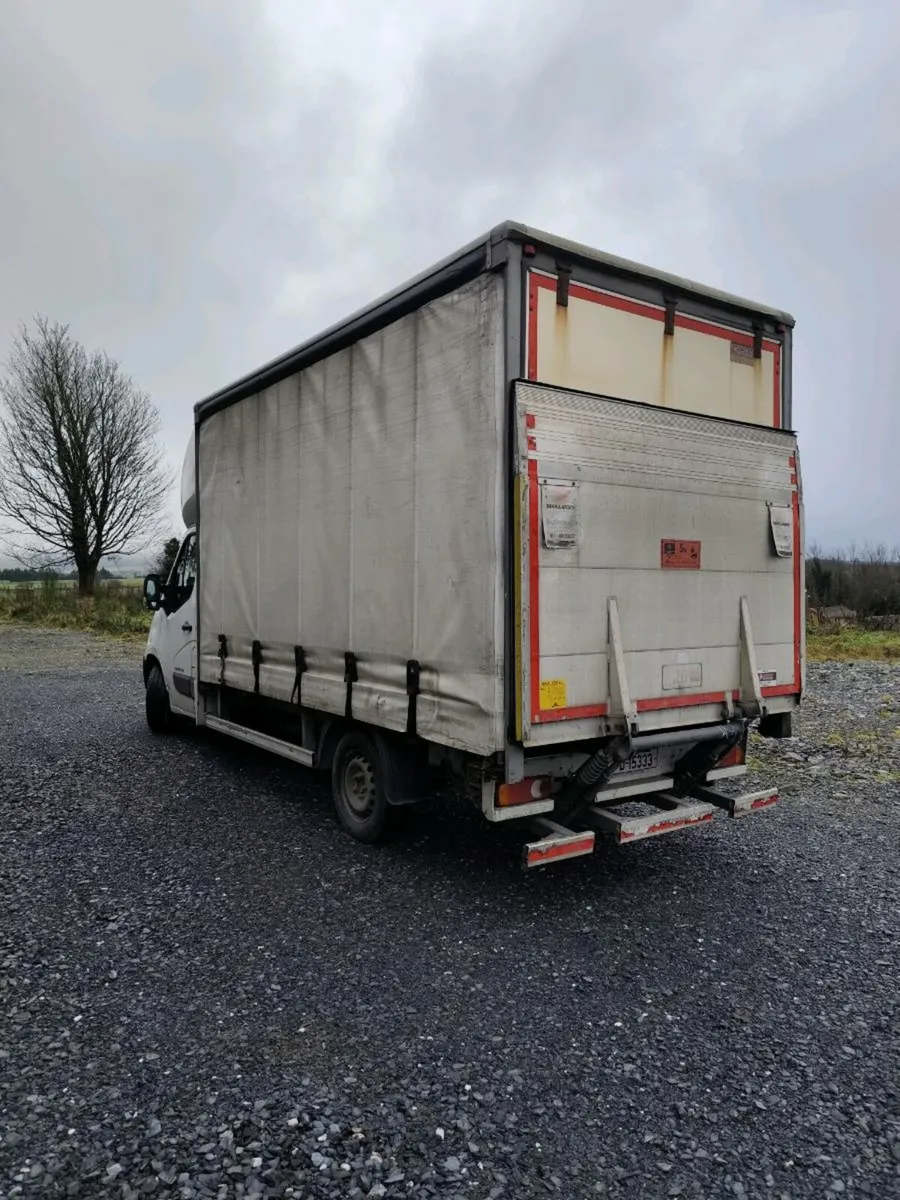 Renault Master - Image 1