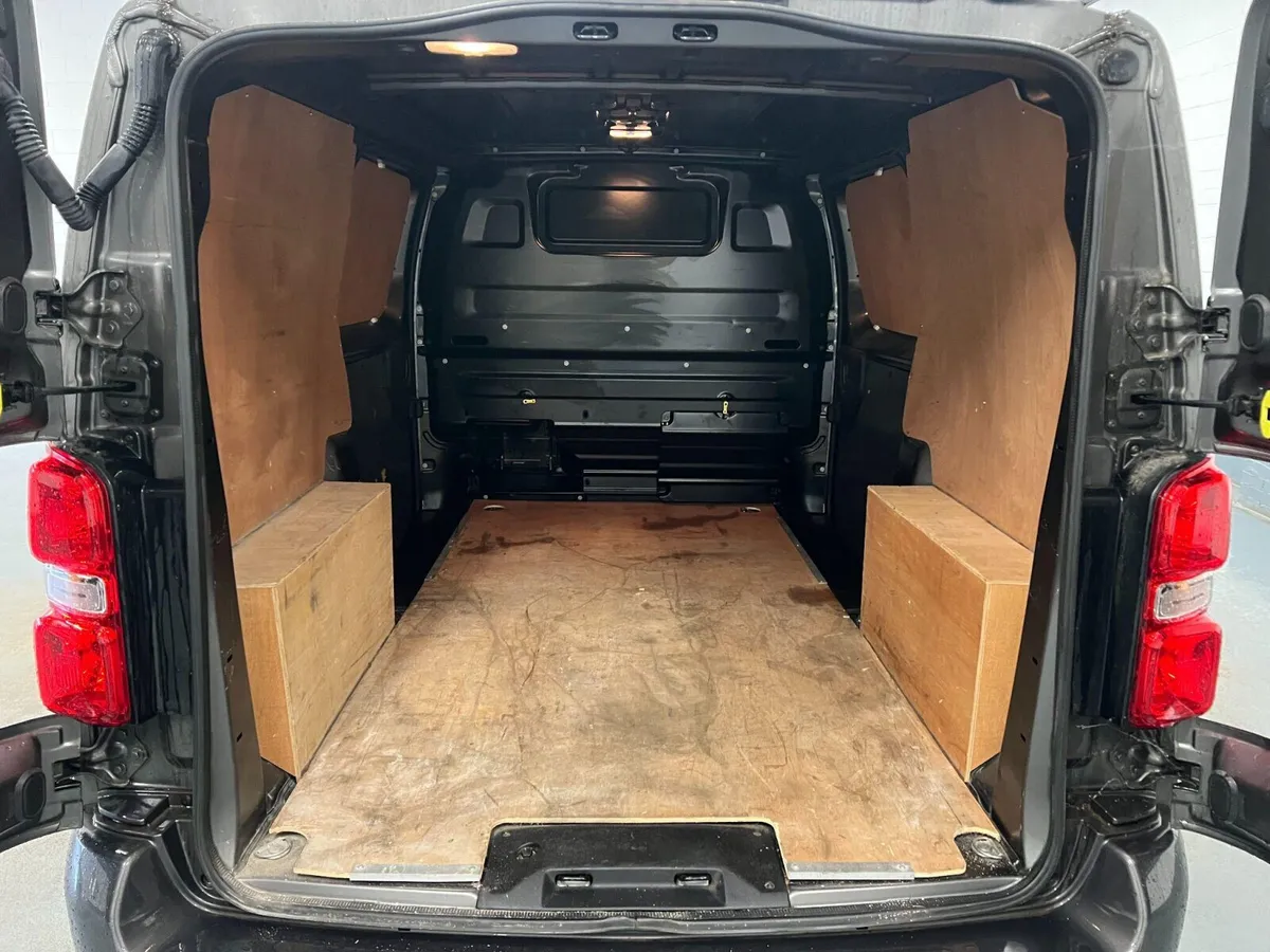 2023 Vauxhall Vivaro Panel Van - Image 3