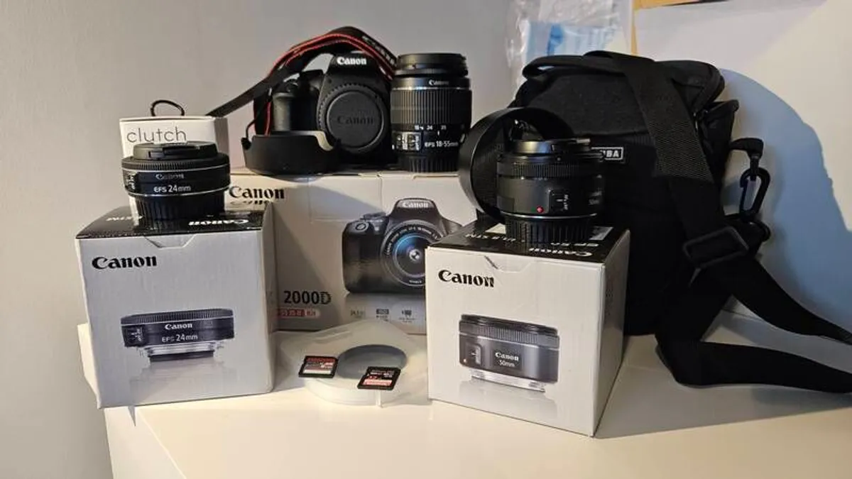 canon eos 2000D with 18-55mm, 50mm and 24mm lenses - Image 1