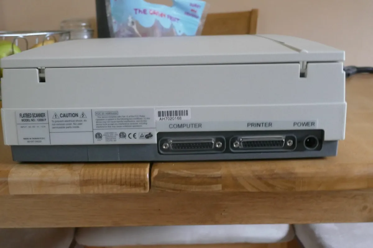 Mustek ScanExpress 12000P A4 Scanner. - Image 3