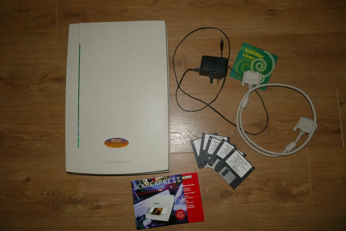 Mustek ScanExpress 12000P A4 Scanner. - Image 1