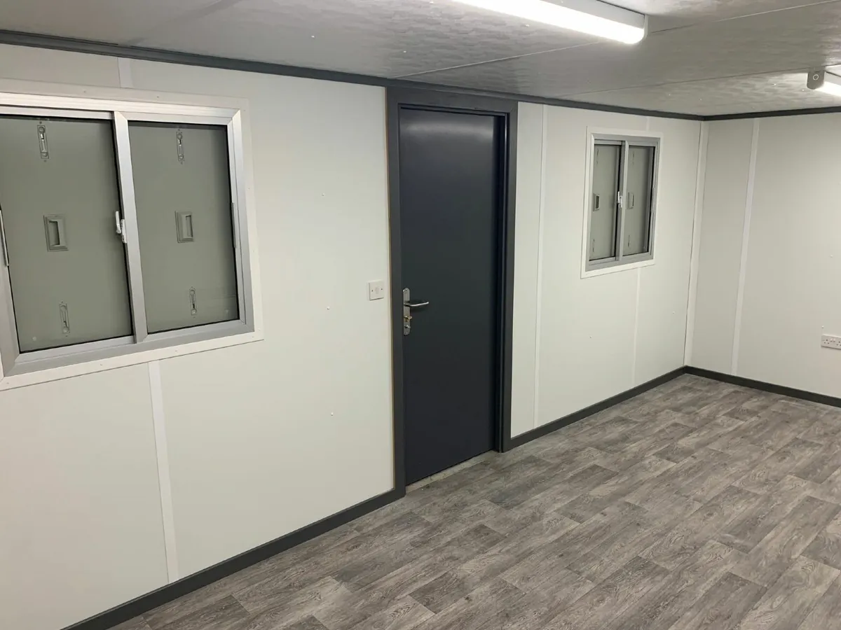 20' x 10' AV Cabins For Rent - Image 1