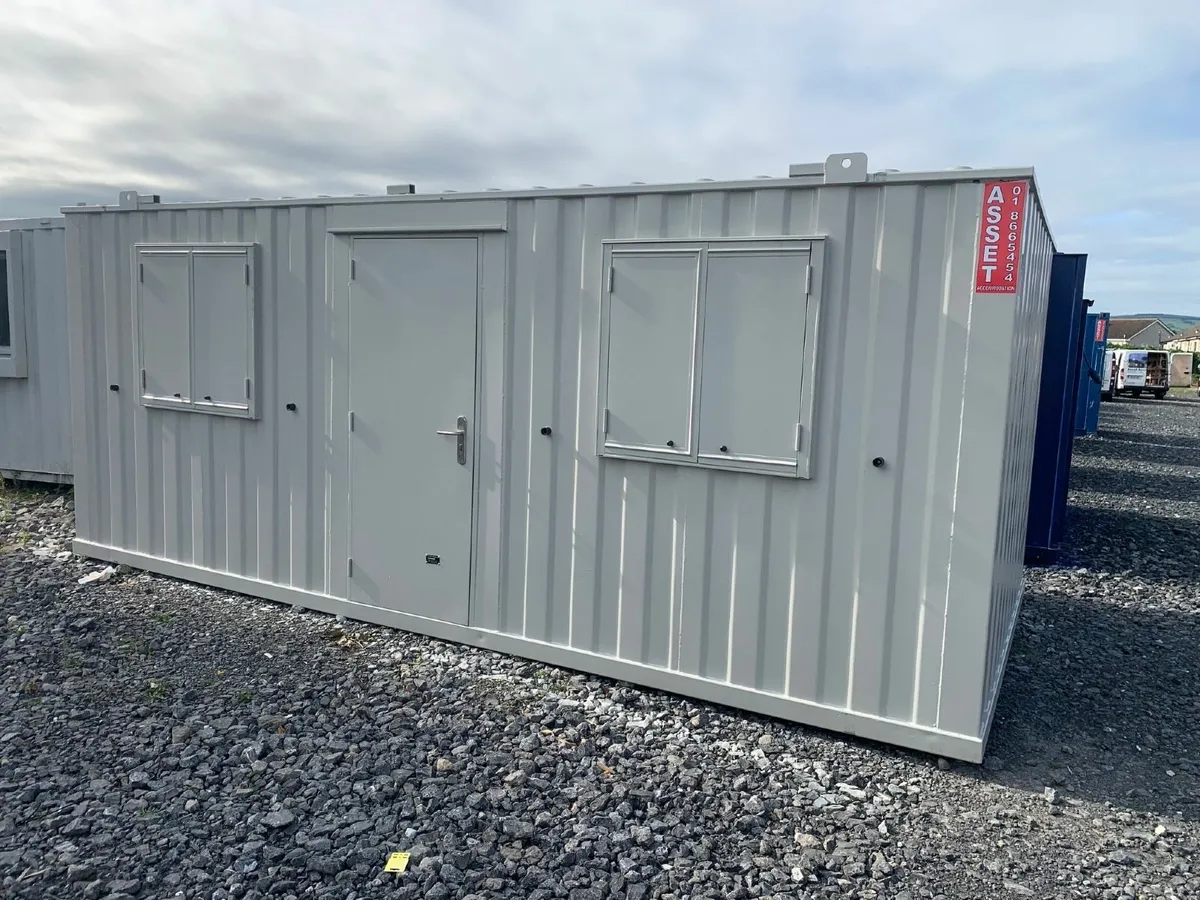 20' x 10' AV Cabins For Rent - Image 3