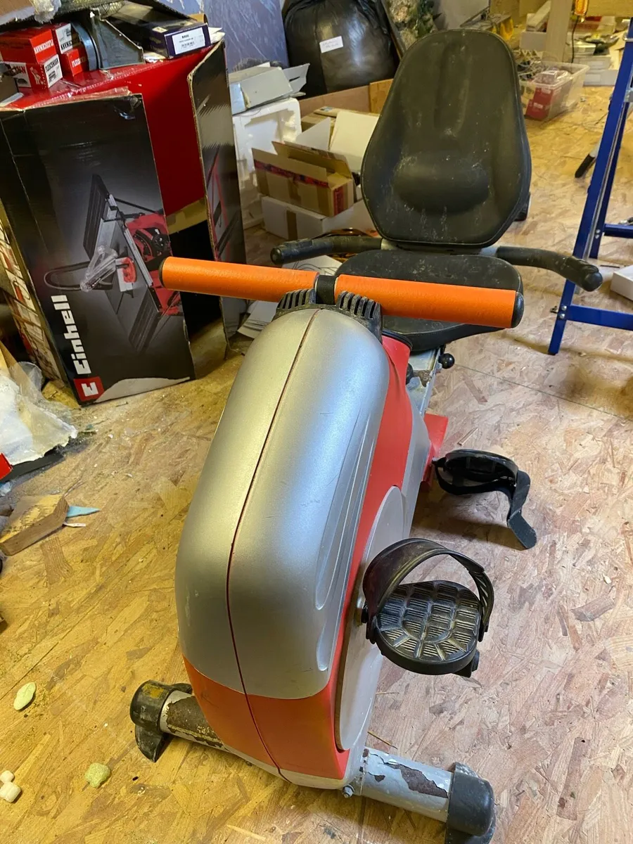 Rowing Machines - Image 3