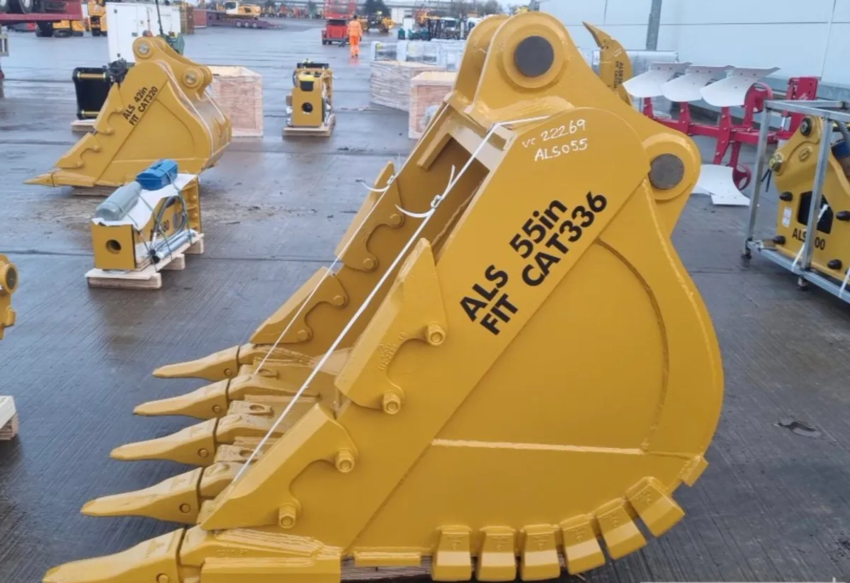 Rock bucket 90mm pins 30t - Image 1