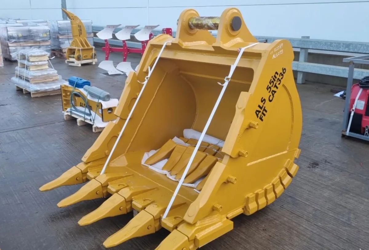 Rock bucket 90mm pins 30t - Image 3