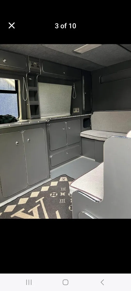 Camper van - Image 4