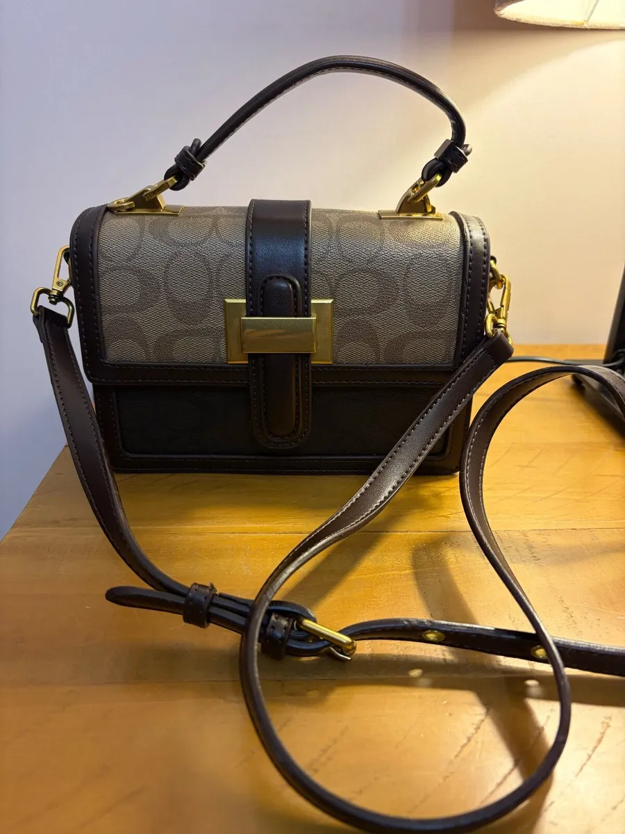 CHRISBELLA hand bag - Image 1