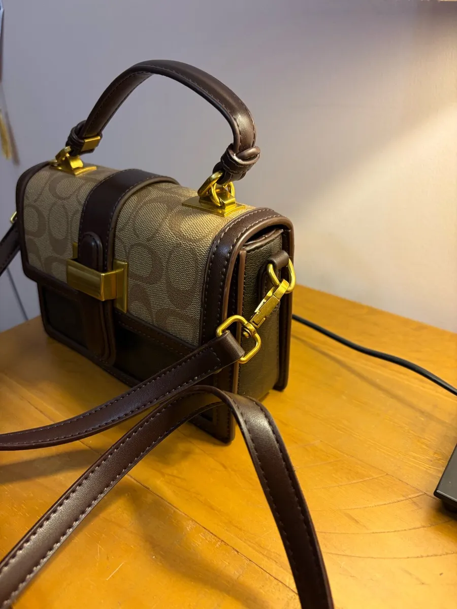 CHRISBELLA hand bag - Image 2