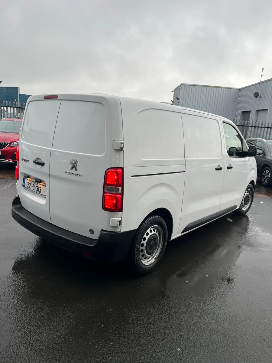 Peugeot Expert Active 2022 - Image 4