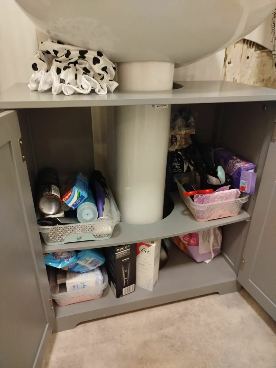 Vanity base - Image 2