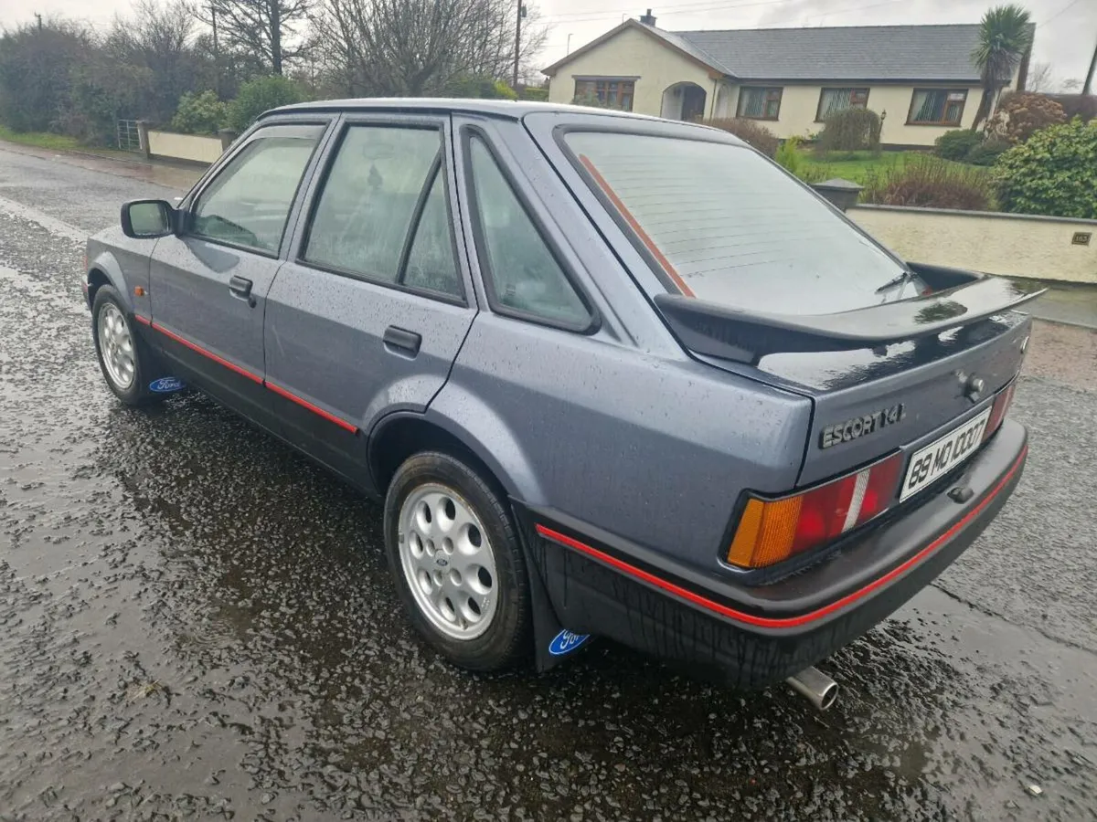 ford escort - Image 4