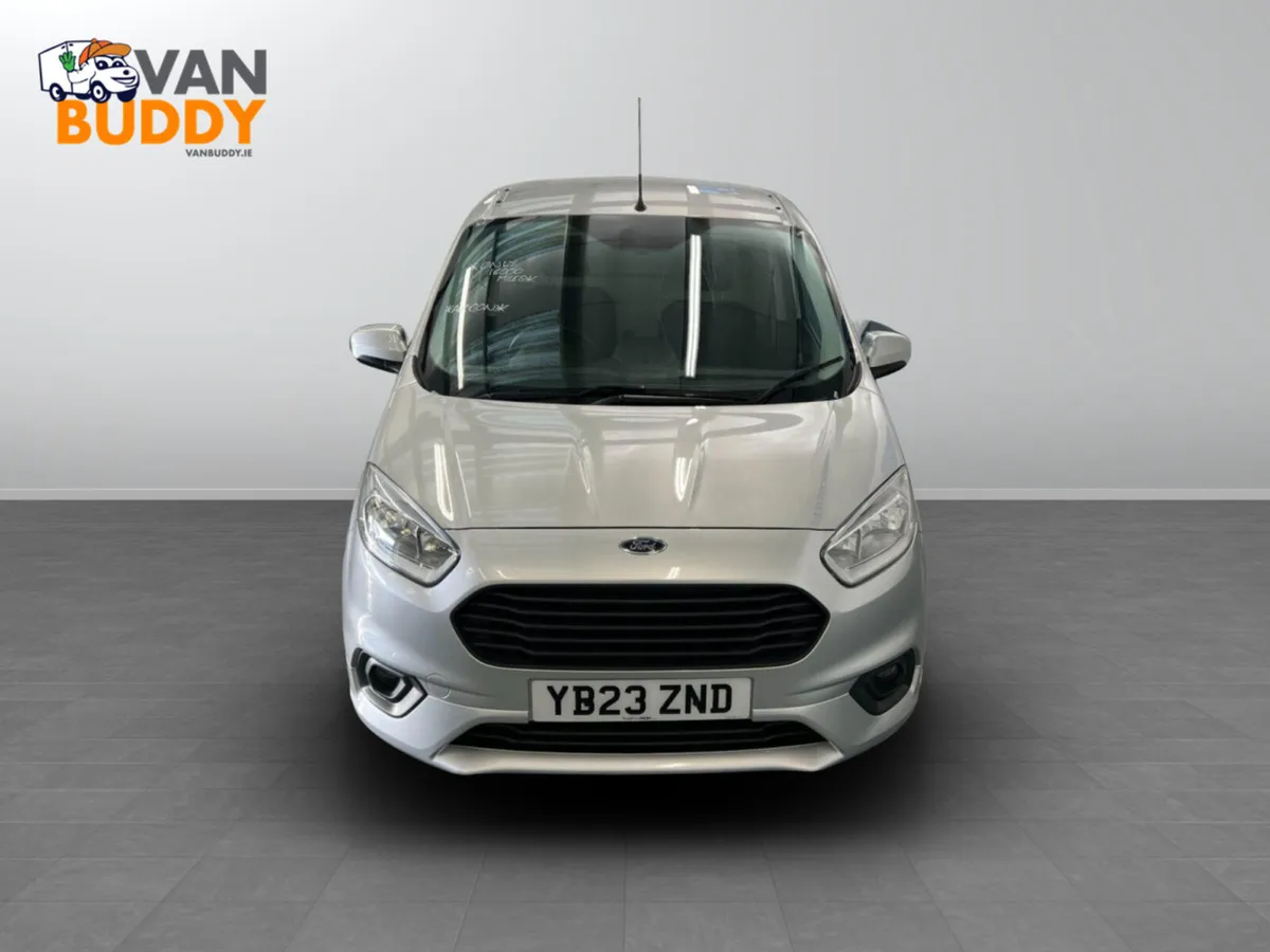 2023 Ford Transit Courier Panel Van - Image 4