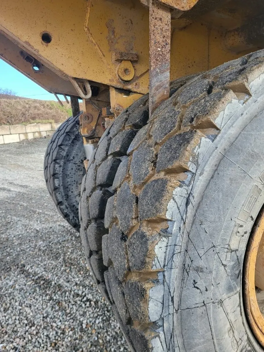 CAT 771D Dumptruck - Image 4