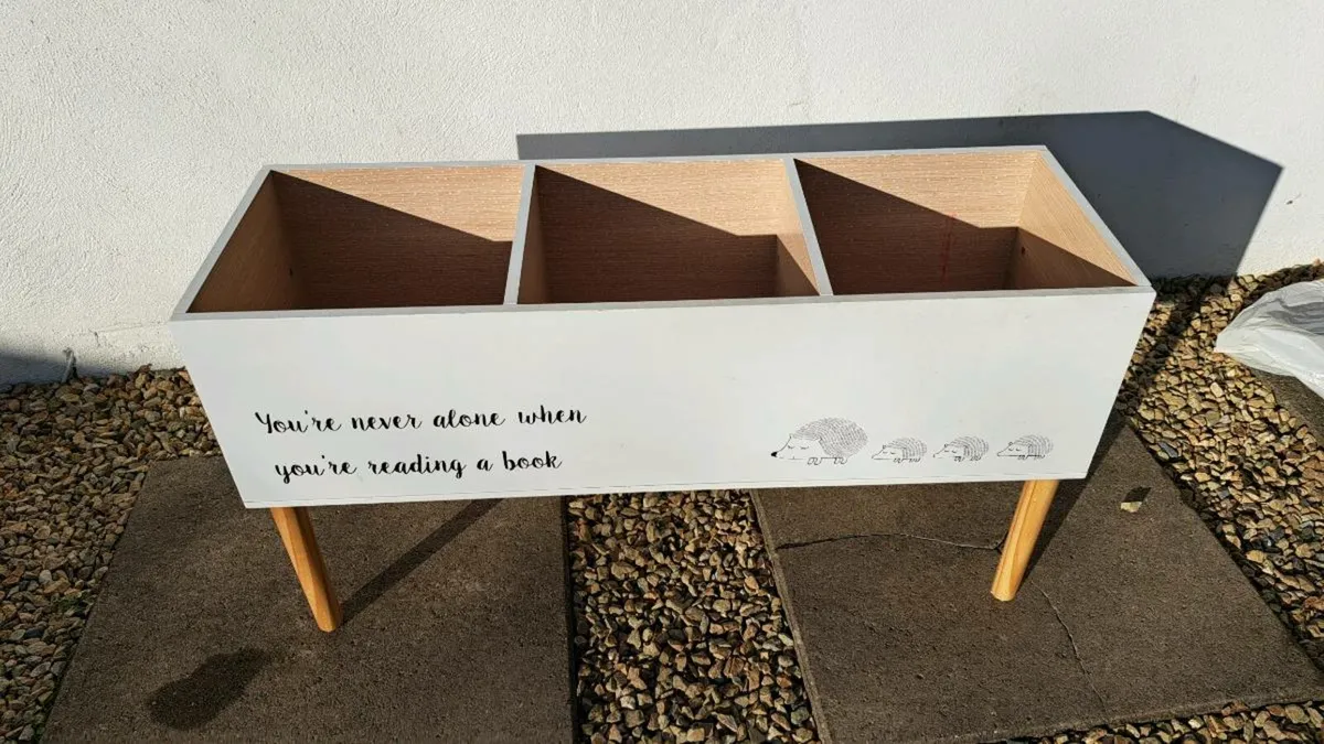 Bloomingville child's bookcase - Image 2