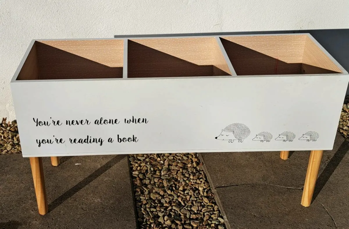 Bloomingville child's bookcase - Image 1