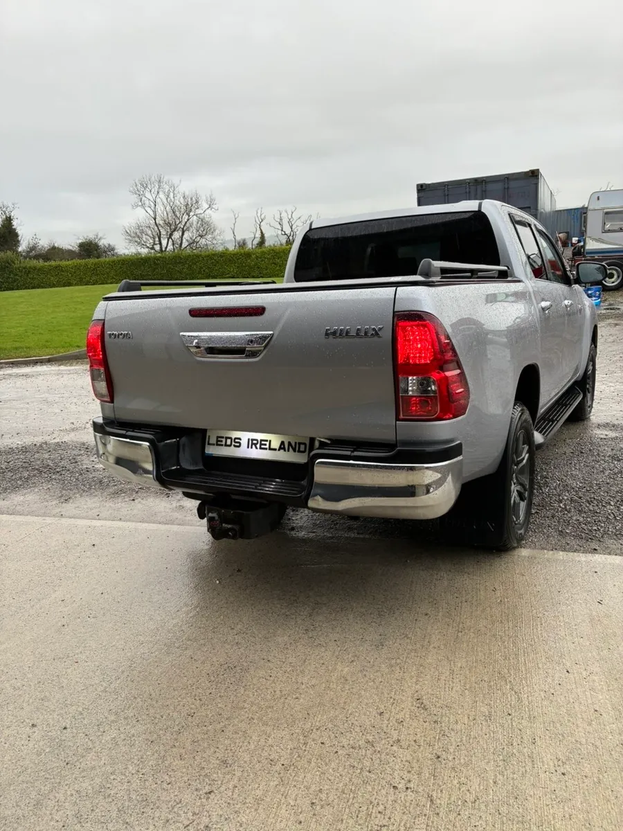 Toyota Hilux 2.8 (Irish Jeep) - Image 4