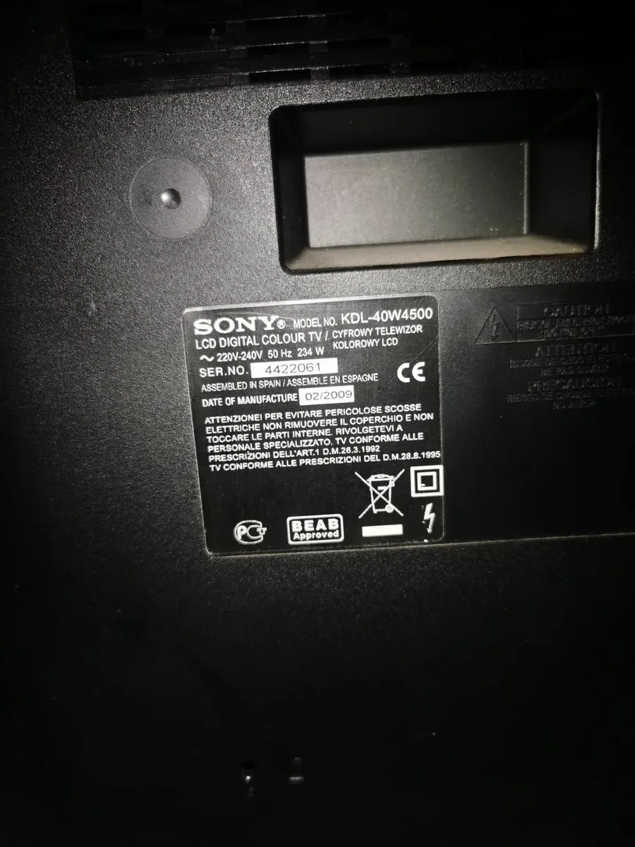 Sony Bravia 40" HD TV - KDL40W4500 - Image 3