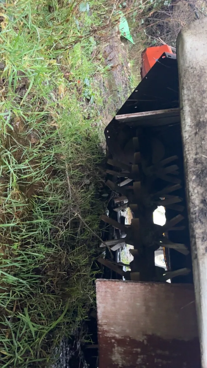 Kuhn 8 foot conditioner - Image 4