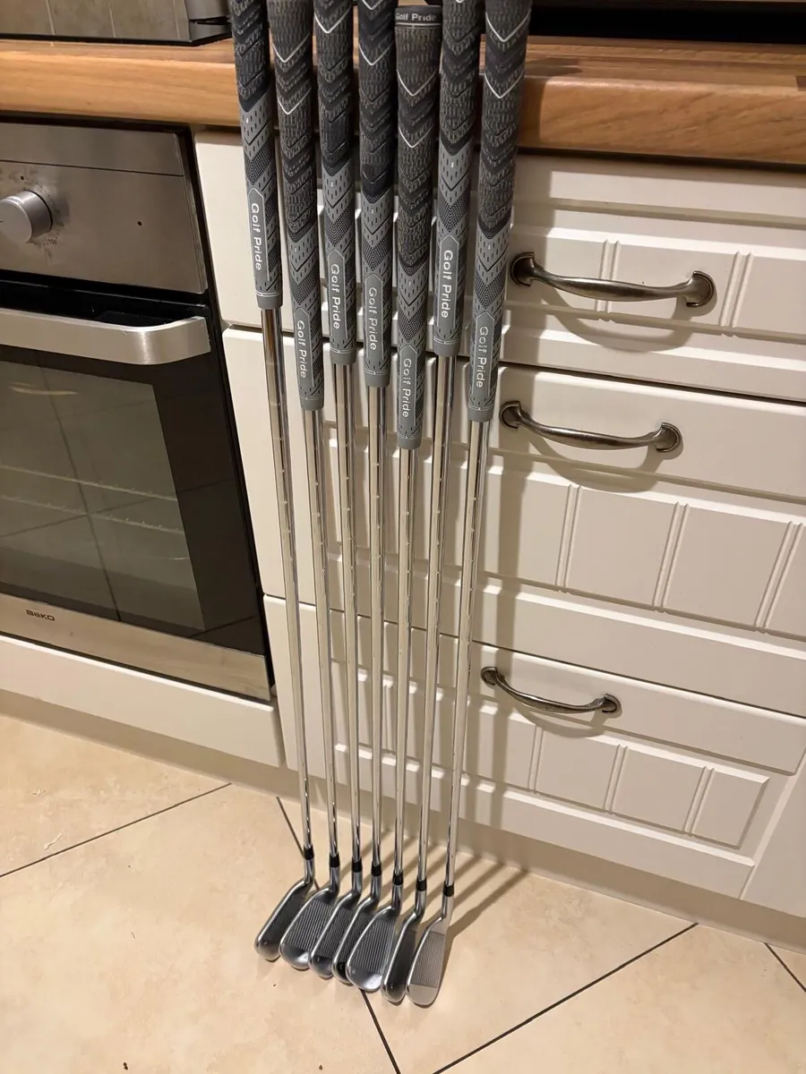 Golf Irons - Image 3