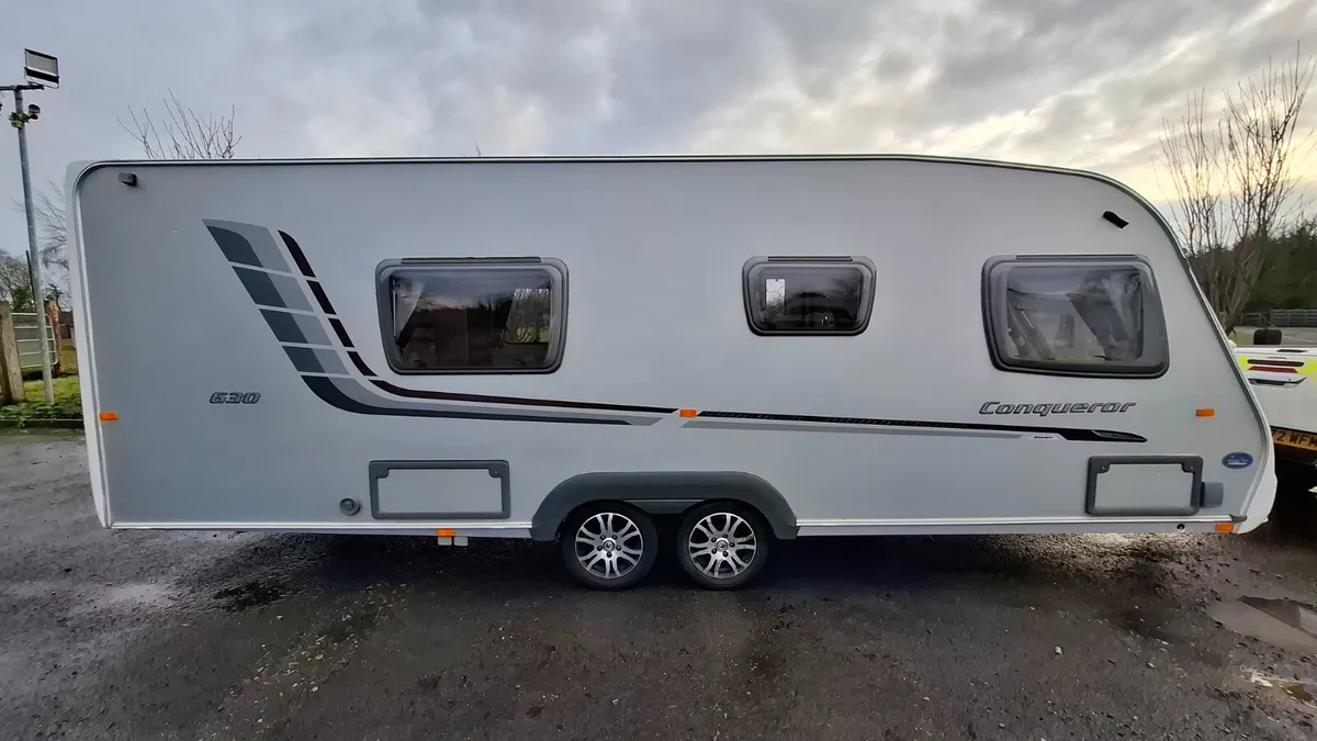 Swift Conqueror caravan - Image 3