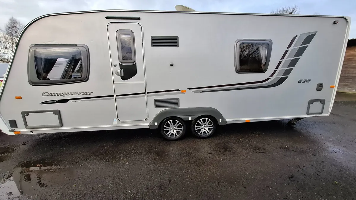Swift Conqueror caravan - Image 1