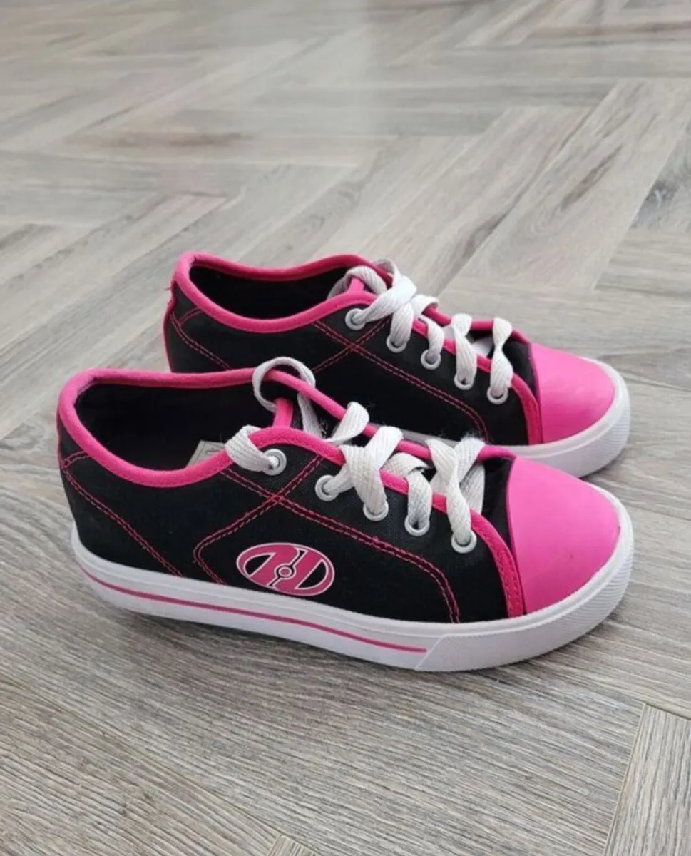 Heelys Skate Shoes