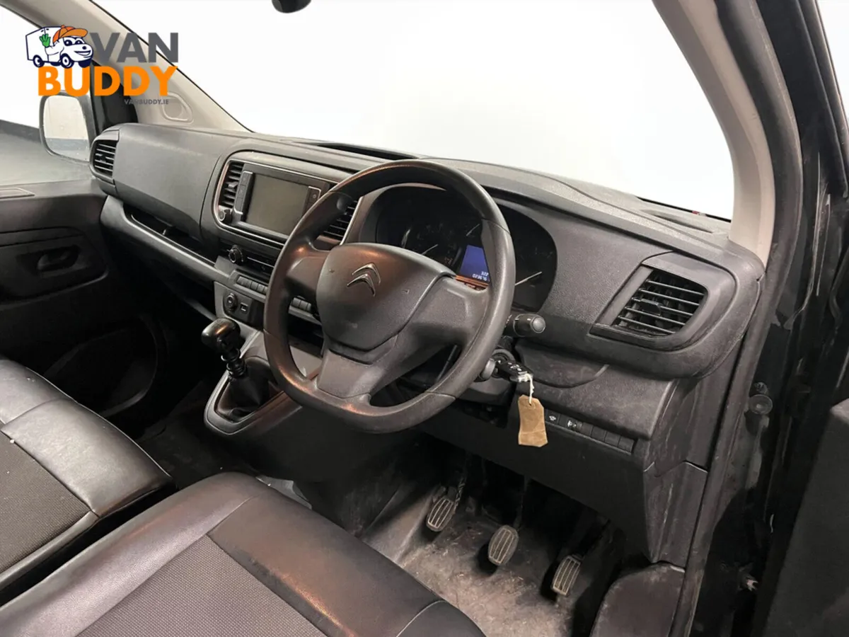 2023 Citroen Dispatch Panel Van - Image 2