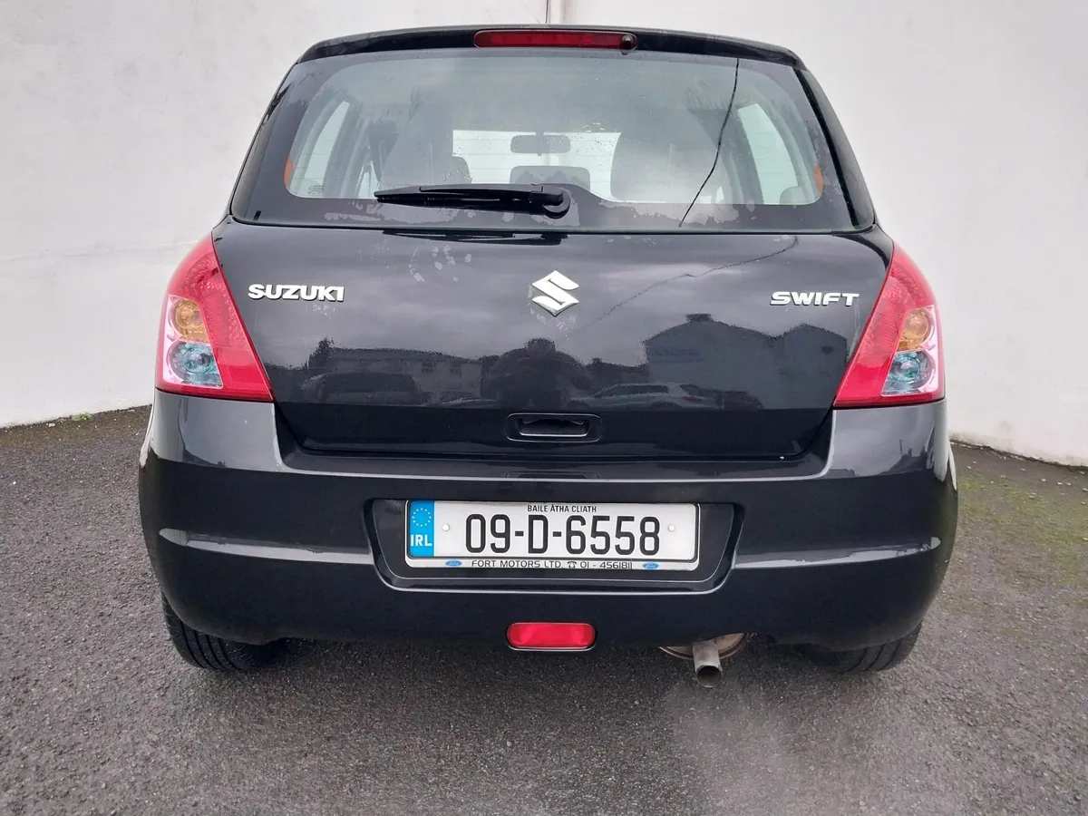 Suzuki Swift - Image 2