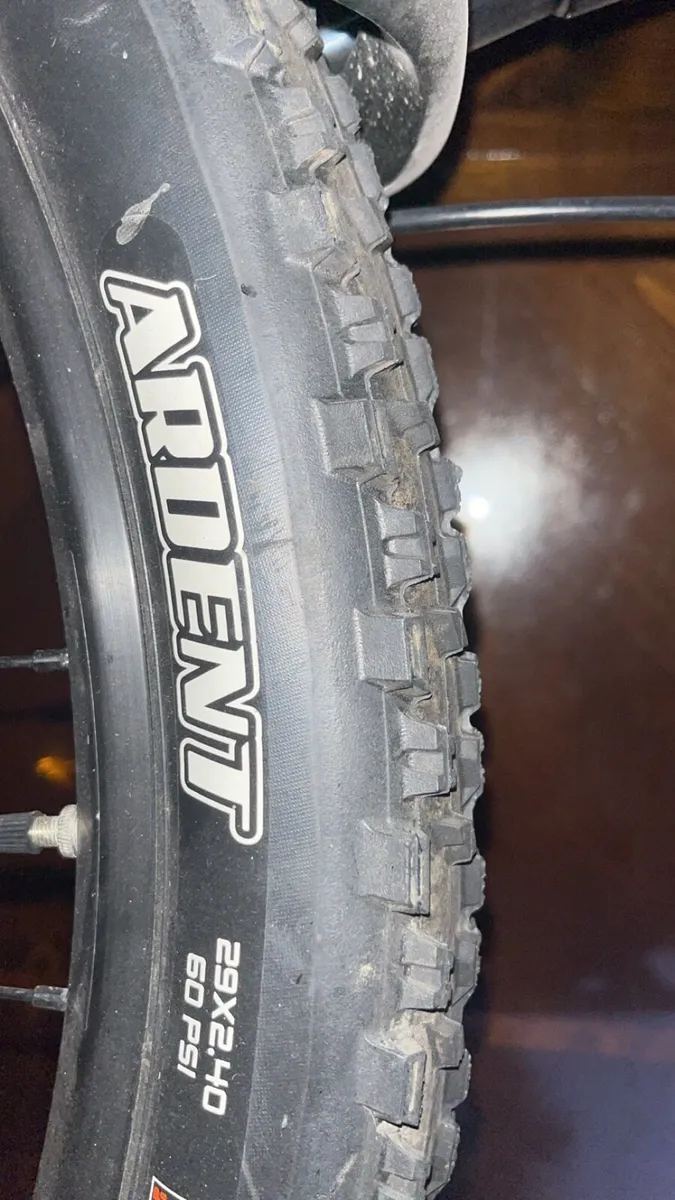 Trek Marlin 7 White Mountain Bike - Image 3