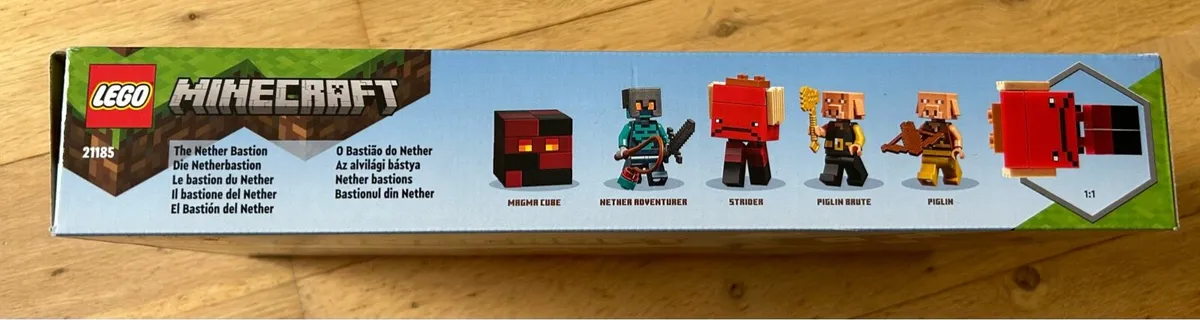 Lego Minecraft - The Nether Bastion - 21185 - Image 2