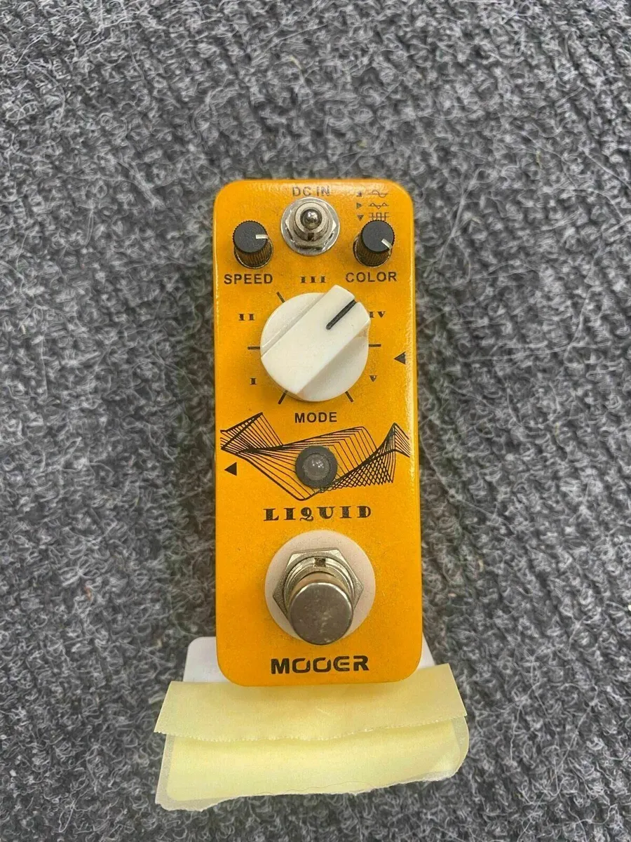 Mooer Liquid Guitar Pedal - Image 2