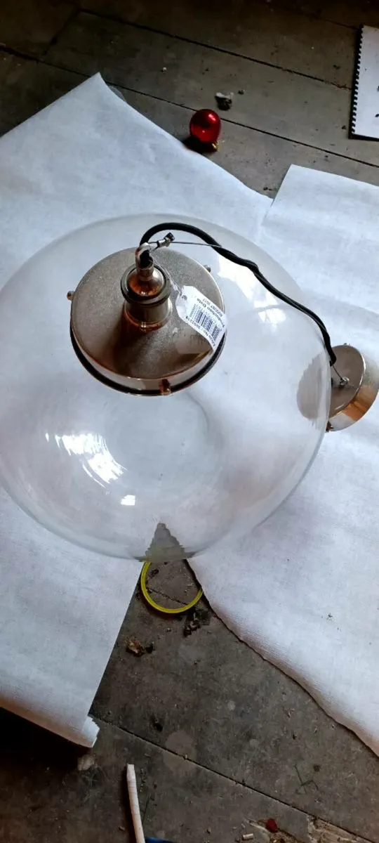 Light fitting - Image 1