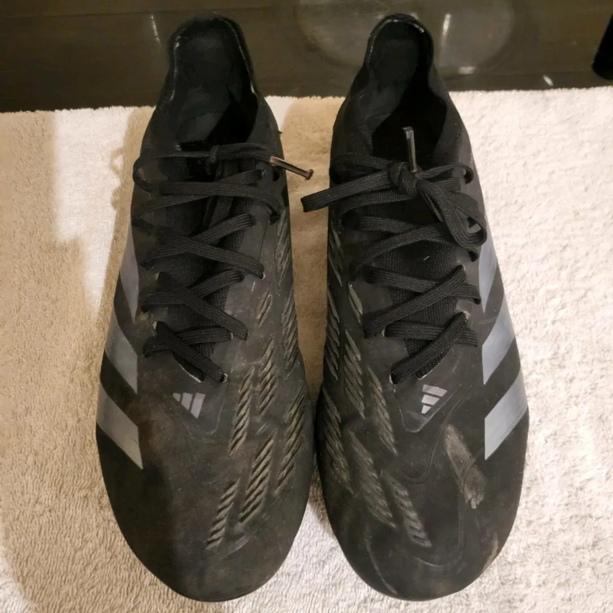 Football boots - Image 1