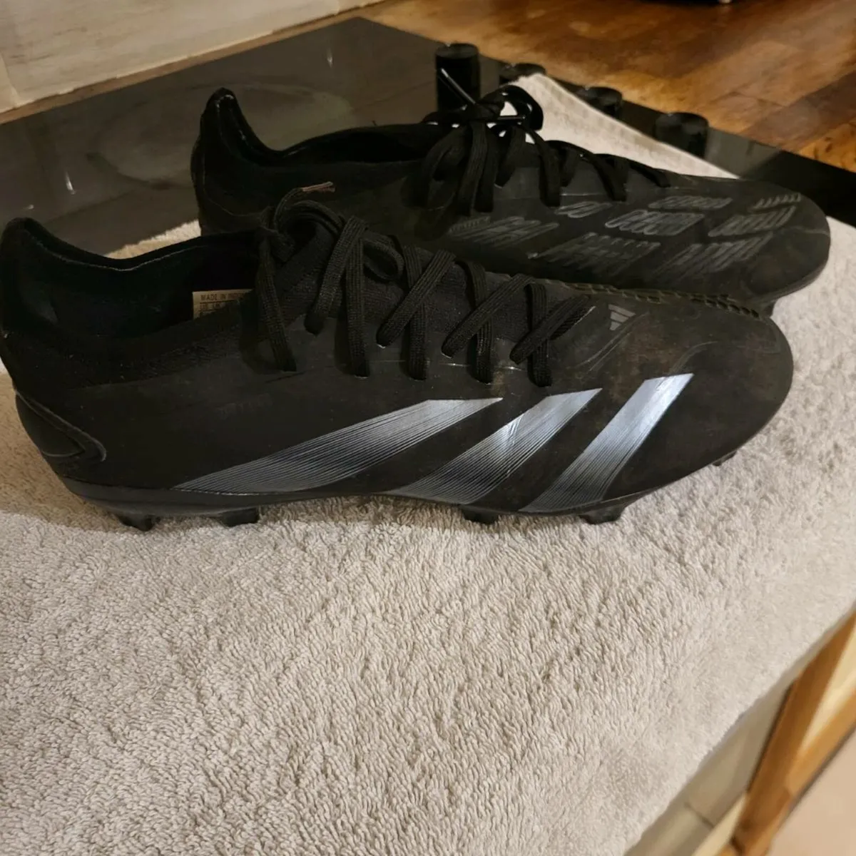 Football boots - Image 2