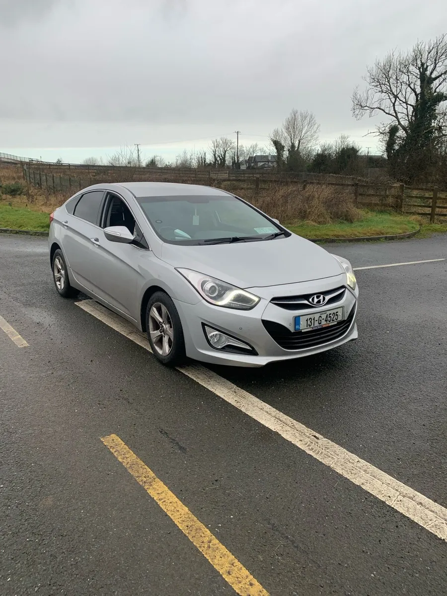 2013 Hyundai i40 - Image 1