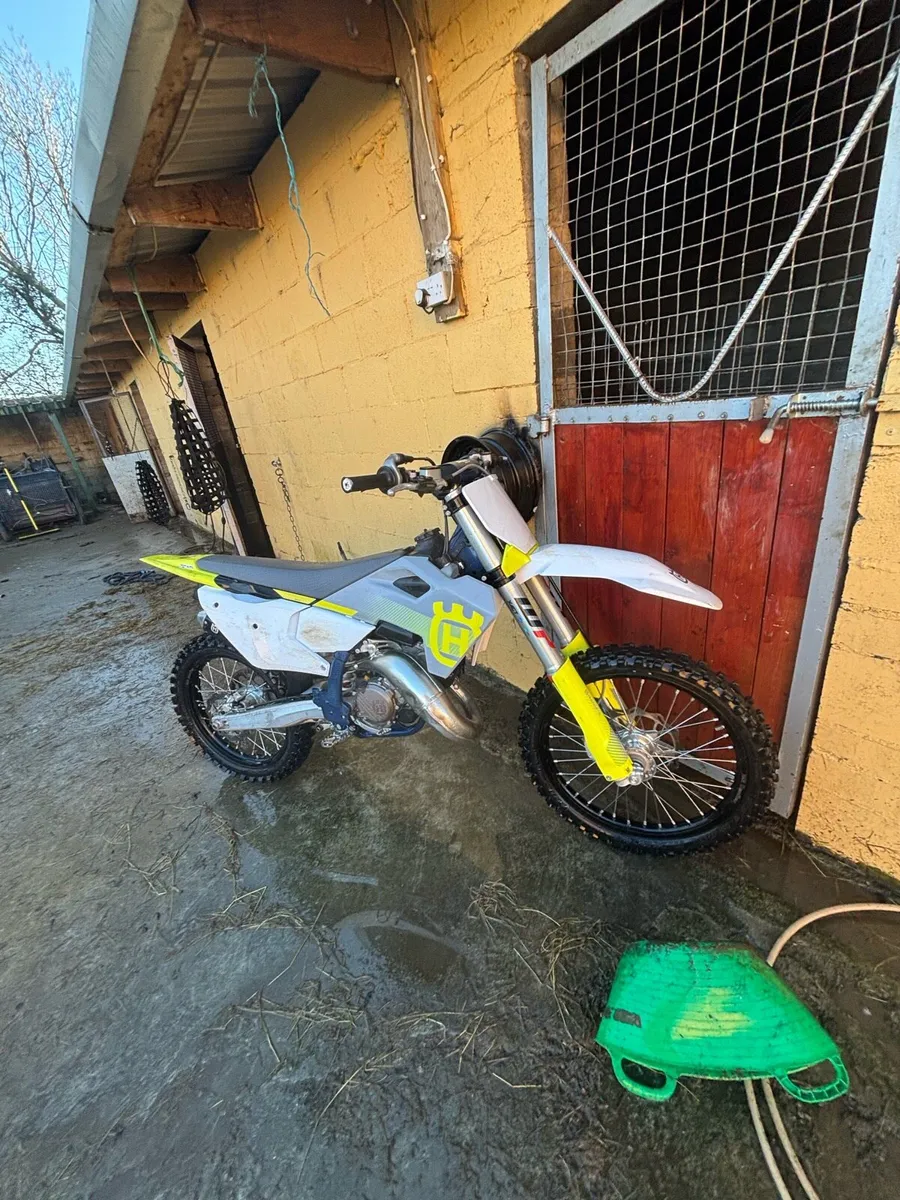 2025 husky tc125 20 hours on clock - Image 4