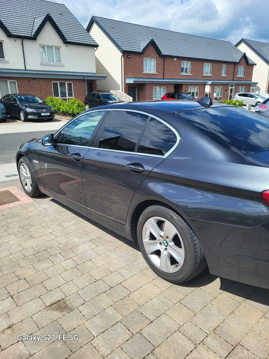 BMW 520D F10 2012 Manual - Image 4