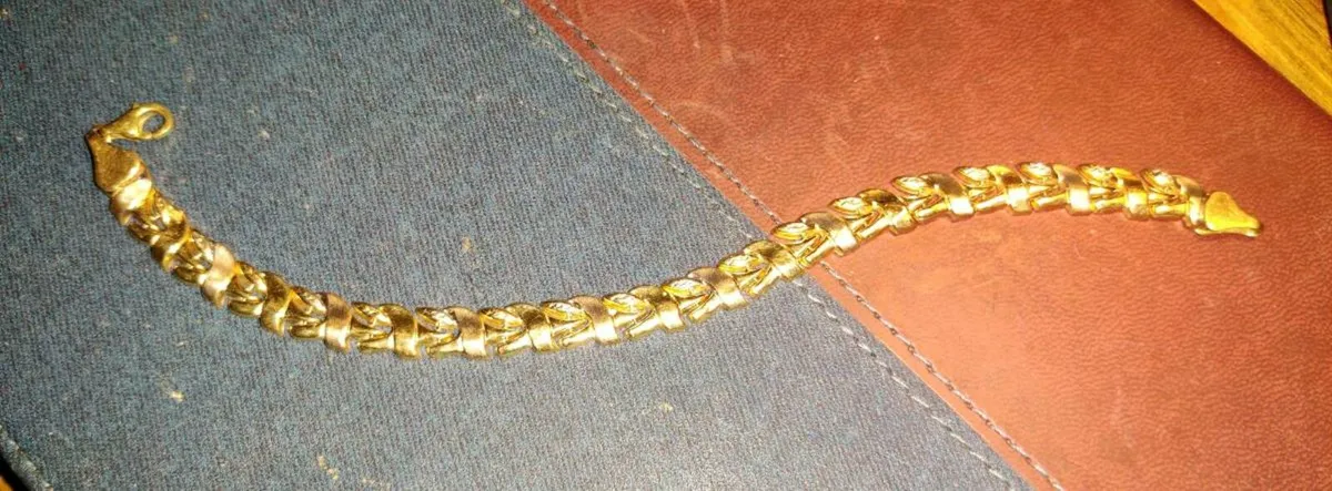 CHUNKY SWAG, 14CT 8"Long 7.62 Gram New Bracelet ! - Image 3