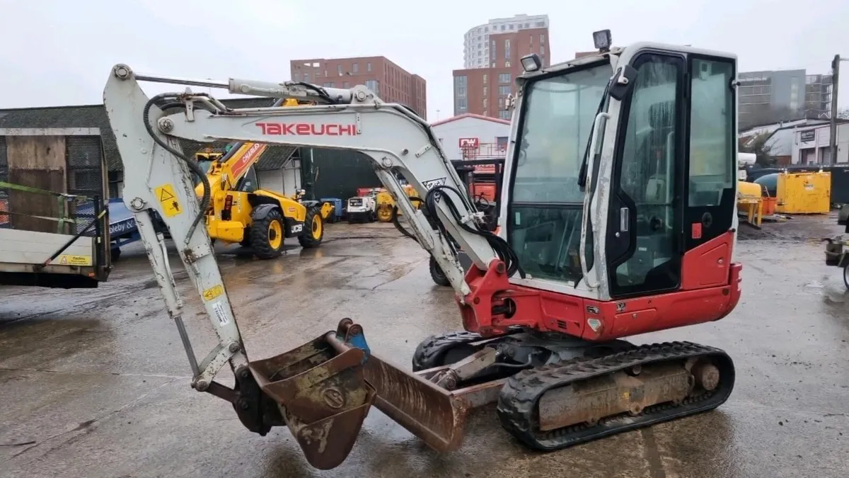 Takeuchi TB230 - Image 2