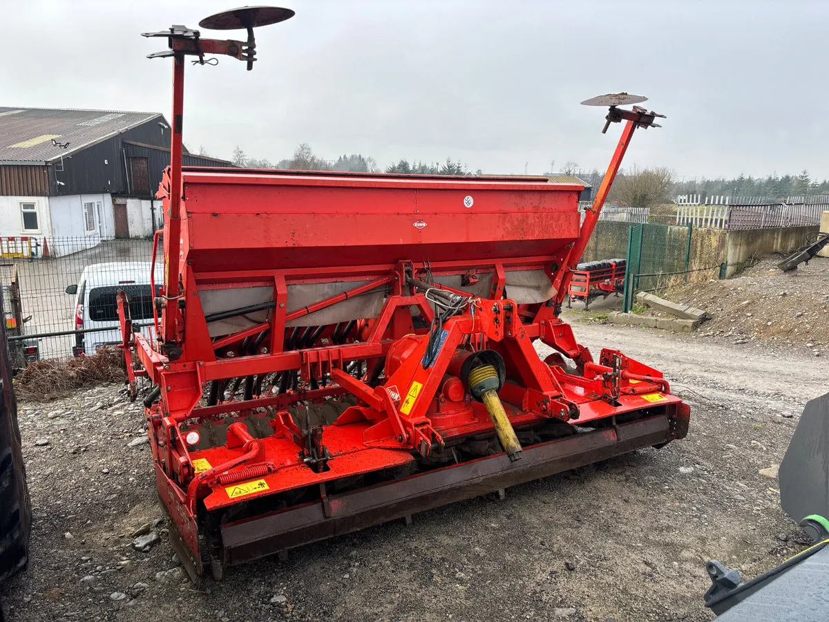 Grass & Tillage Equipment Auction Saturday - Image 4