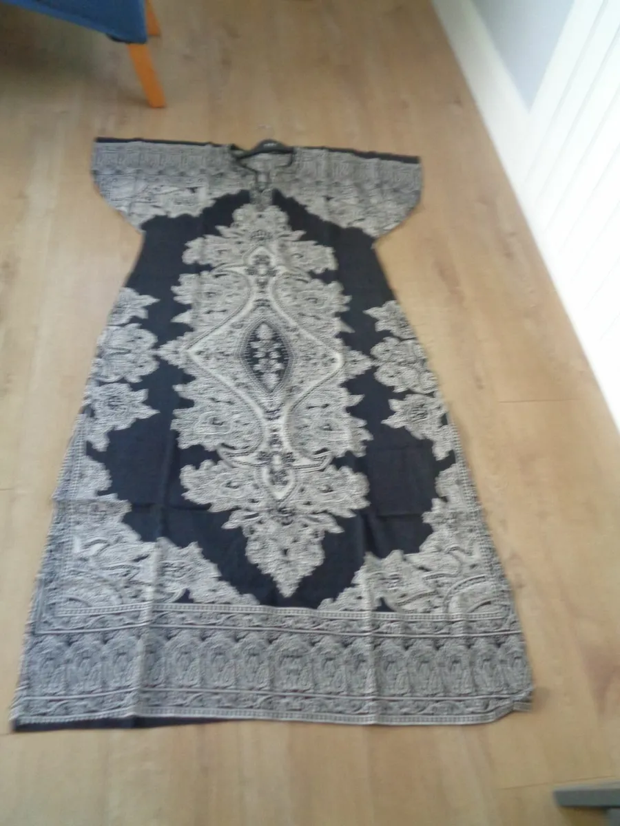 Kaftan for Sale - Image 2