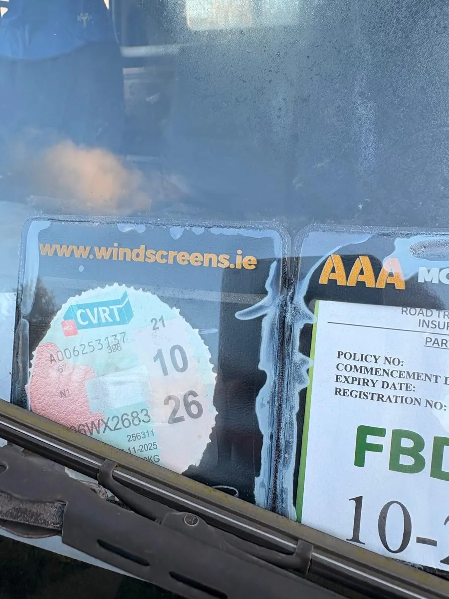 Isuzu NQR crew cab tipper. - Image 4