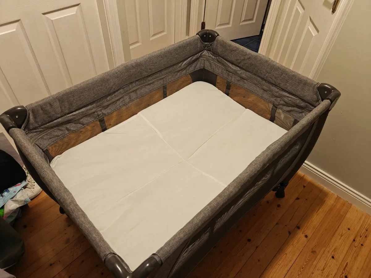 Baby Elegance Travel Cot & Matress - Image 1