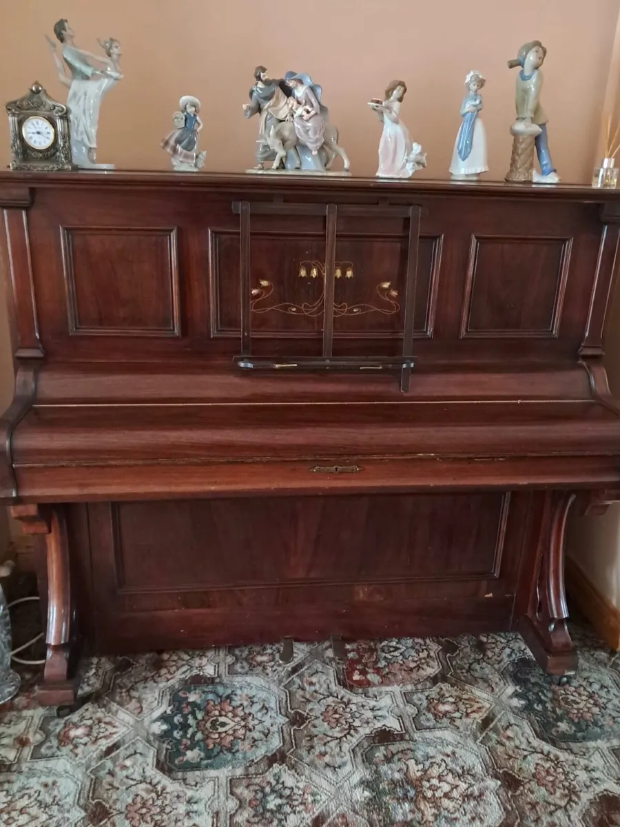 Waddington & Sons Grand Piano - Image 1